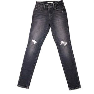 Black distressed 721 High Rise Skinny